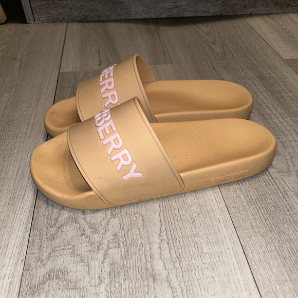 BURBERRY SLIDES WOMEN SIZE 40 - Picture 4 of 9